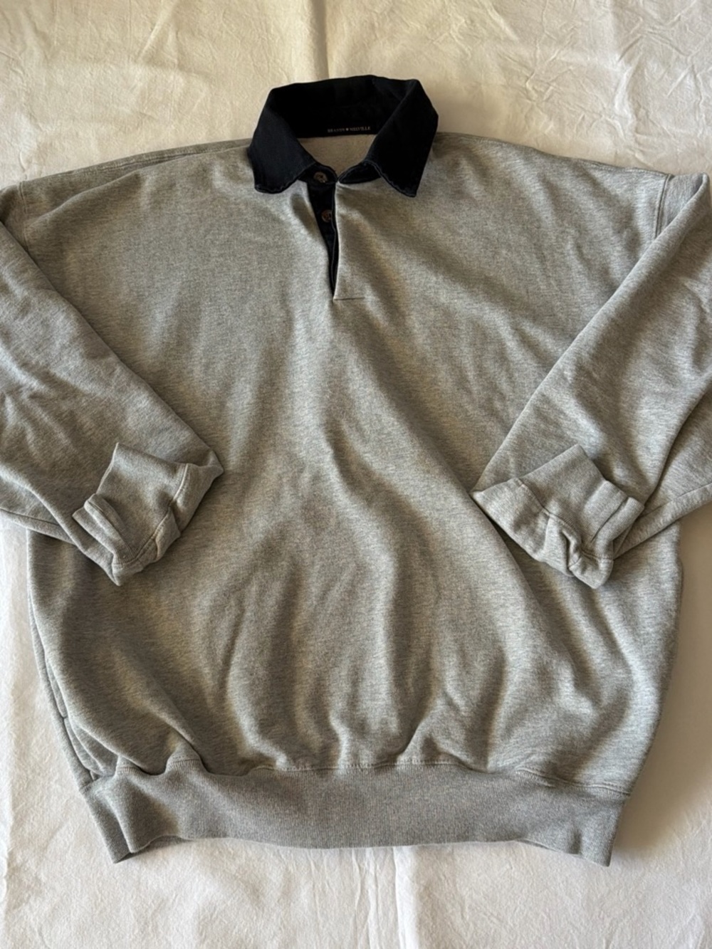 Brandy Melville Grey V-Neck Pullover with Black Collar